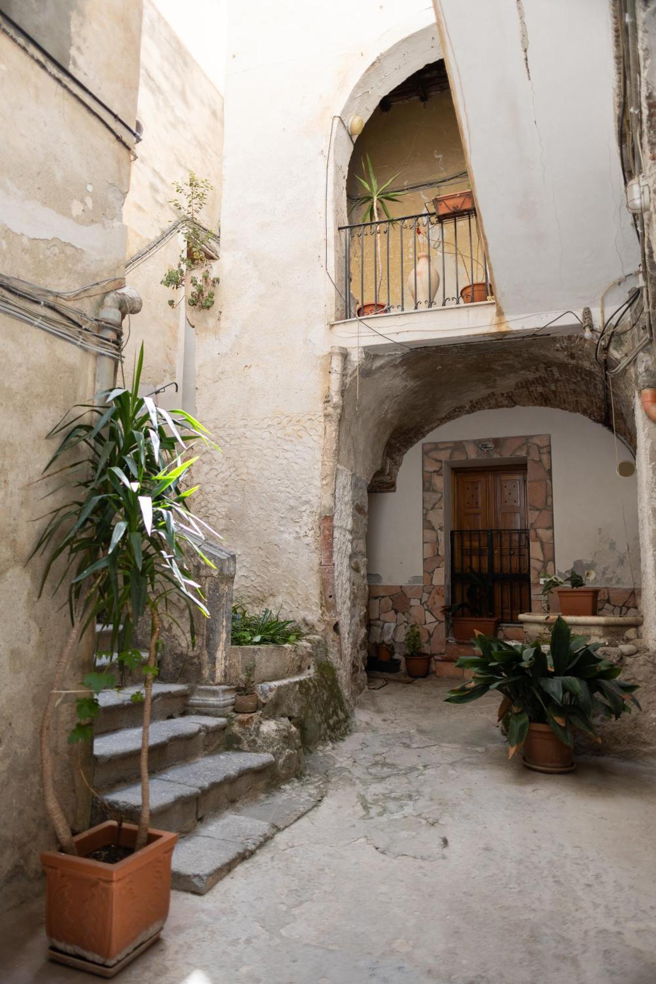 Cortile Gioeni Apartment Cefalu Luaran gambar